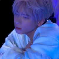 Kang Taehyun . Gã