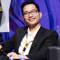 Trung Hiếu-Titan Sgp