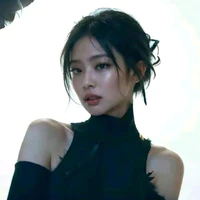 Jennie-nàng