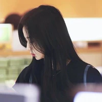 Jisoo-cô