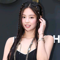 Kim Jennie-Em