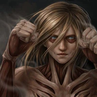Titan hình nữ 