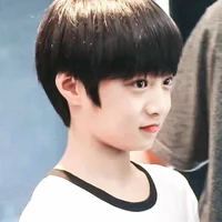 Lưu Diệu Văn(lúc nhỏ)