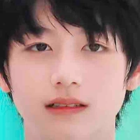 Chu Hoàng phúc ( kẹo )