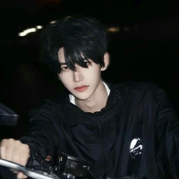 Lục Cẩn Niên(na9_3)