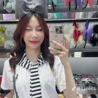 chị jes
