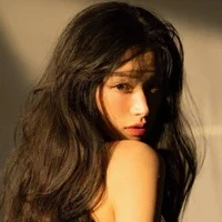 Nguyễn Minh Nguyệt:em gái nam9