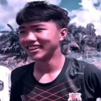 hoà là trai đẹp của thoại