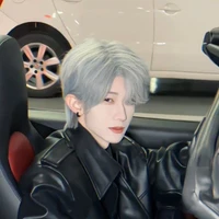 honli❢