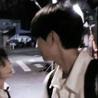 Đức Anh ( học bá lớp bên )