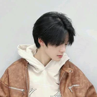 Uông Tuấn Hy_gã