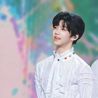 Trương Hàm Thụy_y