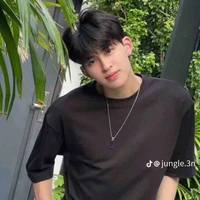 Pond Naravit Lertratkosum