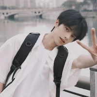 Tuyết Hoàng Thiên Dương