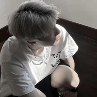 Tuyết Hoàng  Vĩnh Thành
