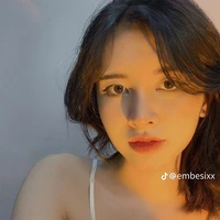 Huyền Trang •Six•