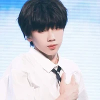 Nhiếp Vĩ Thần