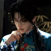 Hoàng đế bị cả lò anti (Vương Hải)