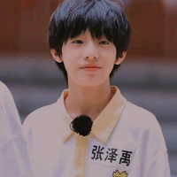 Trương Trạch Vũ(7 tuổi)