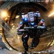 plain Titan robot ( đồng nghiệp của H)