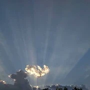 trạm kiểm soát của trái đất