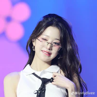 Jang wonyoung