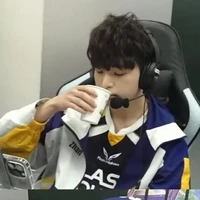 Chiêm Triết Duệ/O