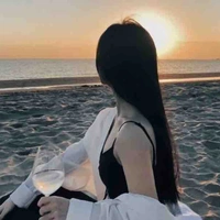 Mẹ nuôi của top