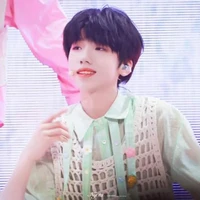 Nhiếp Vĩ Thần