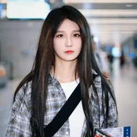 Lưu Lực y( phi phi)