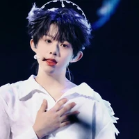 Trần Dịch Hằng(anh)