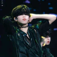 Trương Hàm Thuỵ