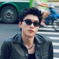 Trần Minh Hiếu<hieuthuhai>