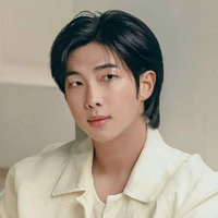 Kim Namjoon - hắn