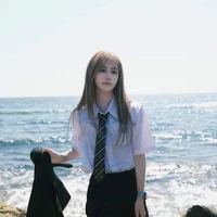 Viên Nhất Kỳ / cô /