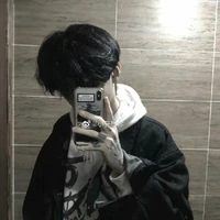 Tử Bảo Long ( n9 anh )