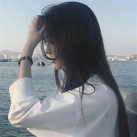 Dư Triệu Vy (mẹ kế em)