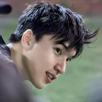 | Trần Minh Hiếu•HIEUTHUHAI |