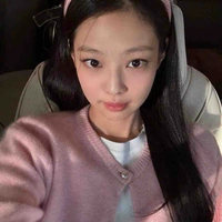 Kim Jennie-em