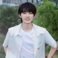 Tống Á Hiên ( papi Hào )