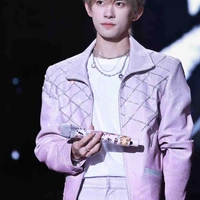 Dịch Dương Thiên Tỉ ( papa Dư )