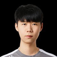Son Si Woo