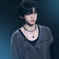 Trần Dịch Hằng-y²