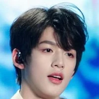 Quan Tuấn Thần {Engima - Hương Xoài}