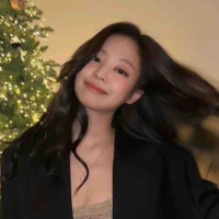 Kim Jennie (Em)