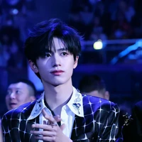 Chu Chí Hâm _ papa các anh