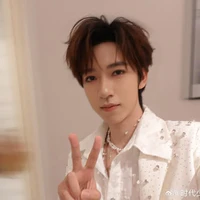 Hạ Tuấn Lâm_papi của các anh và y²