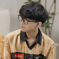 Nguyễn Quốc Hận🐆 [ NQuy/Jiro]