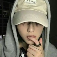 Trầm Bạch Dương_F