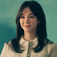 Lee Han Kyung.